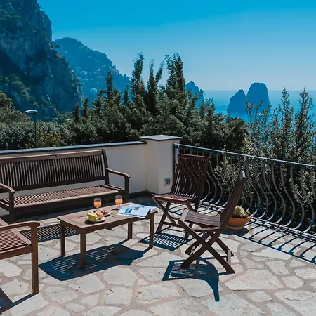 By Myvillacollection * קאפרי