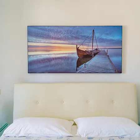 By Myvillacollection קאפרי