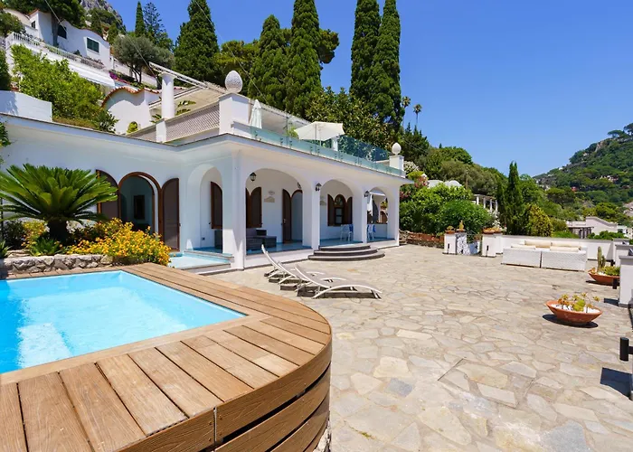 By Myvillacollection * Κάπρι