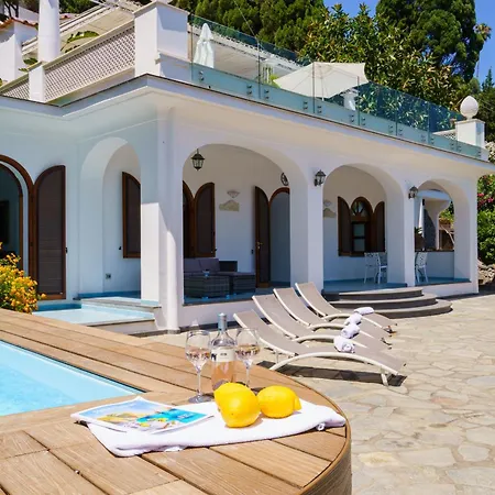 Villa By Myvillacollection